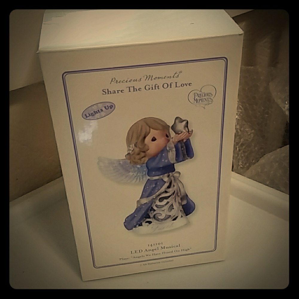 Light up musical angel